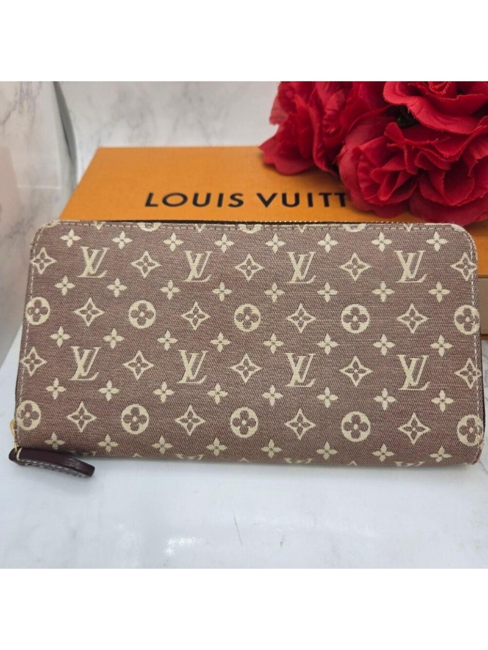 Louis Vuitton Wallet Monogram Idylle